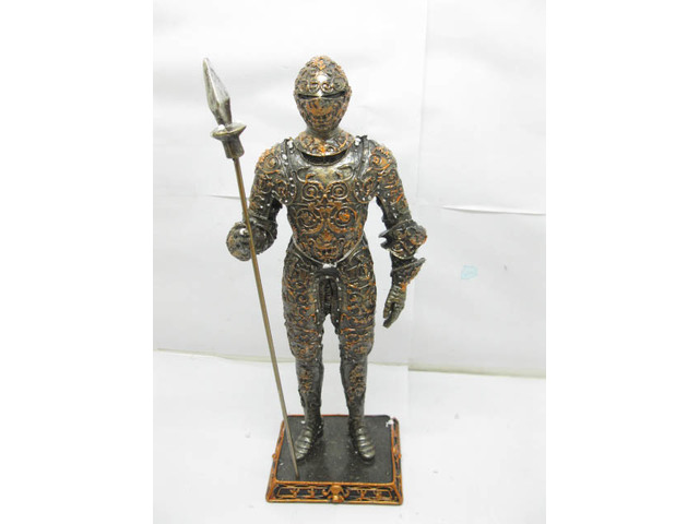 1X New Resin Armored Stand Knight Statue w/Spear