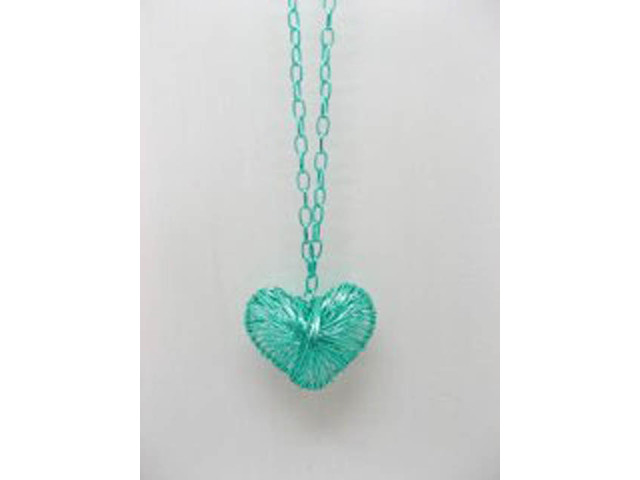 5X Chain Necklaces w/Green Heart Pendant Iron Art