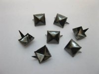 200Pcs New Brass Pyramid Studs 9x9mm Leather Craft