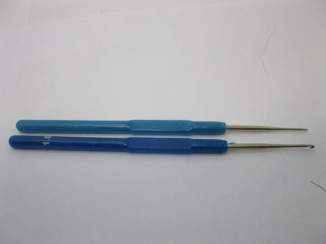 50Pcs Blue Crochet Hook Needle Knitting Hook 1.0 - Click Image to Close