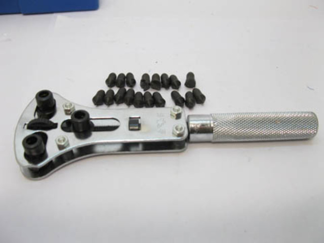 1X Case Back Opener Water Proof - New