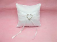 1Pcs White Wedding Ring Pillow 10x10cm with Heart Buckle Wholesa 1Pcs White Wedding Ring Pillow 10x10cm with Heart Buckle Wholesa