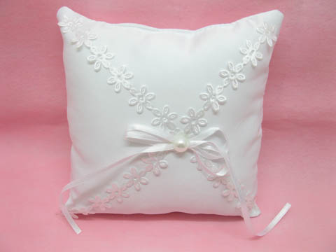 1X White Wedding Ring Pillow 15x15cm - Click Image to Close