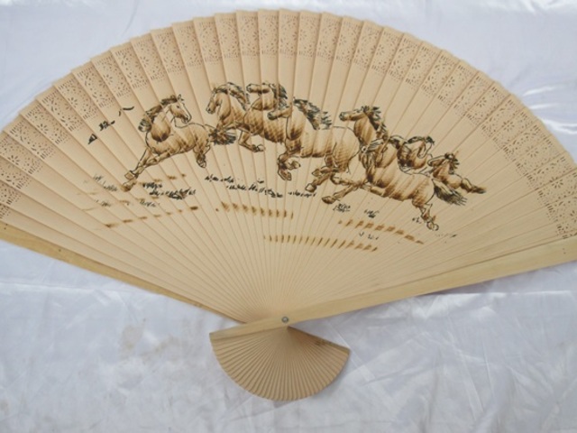 1Pc Wooden Sandal Fans Fragrance Scent 66cm For Decoration