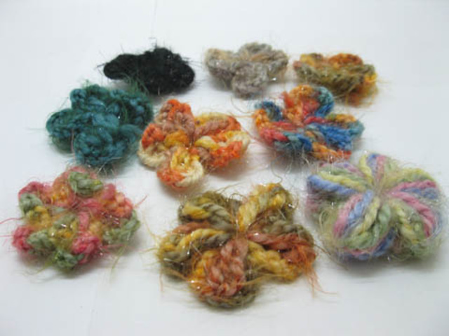 98 Handmade Crochet Flower for Dress Assorted 35mm dia