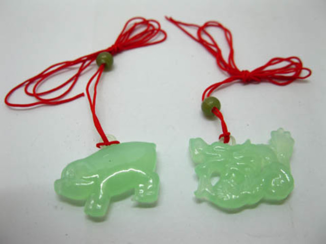 120 Glow In The Dark Necklace With Assorted Pendants 120 Glow In The Dark Necklace With Assorted Pendants