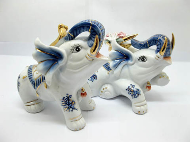 1Pair Fengshui Ceramic Elephant Statue Home Decoration