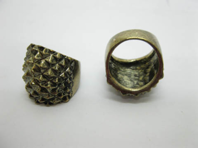 3x12 Bronze Plated Metal Fashion Rings 18mm Dia. 3x12 Bronze Plated Metal Fashion Rings 18mm Dia.