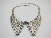 6X Fashion Flower Edge Angle Wings Collar Bib Necklace