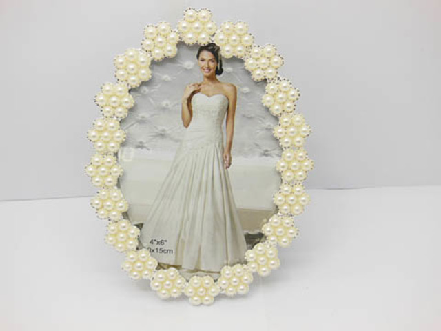 1X European Elegant Pearl Flower Edge Wedding Photo Frame - Click Image to Close