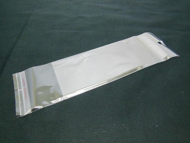 1000 Clear Self-Adhesive Seal Plastic Bags 18x5cm W/Hole 1000 Clear Self-Adhesive Seal Plastic Bags 18x5cm W/Hole