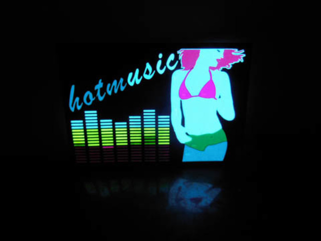 1X Bikini Girl Light Up Flashing LED Glow Equalizer 1X Bikini Girl Light Up Flashing LED Glow Equalizer