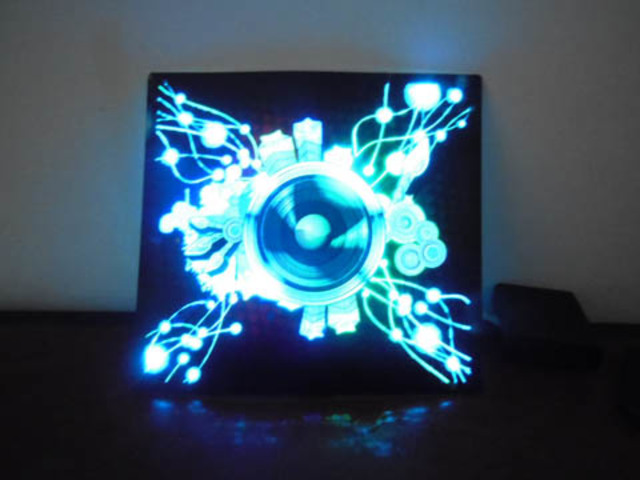 1X Audio Light Up Flashing LED Glow Equalizer 1X Audio Light Up Flashing LED Glow Equalizer