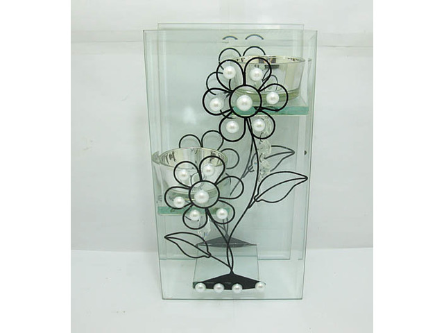 4X Glass Tea Light Holder 2 Holders Flower Pattern