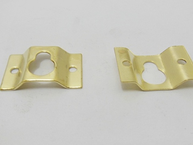 100Pcs Photo Frame Hanger Hook 27x17mm 100Pcs Photo Frame Hanger Hook 27x17mm