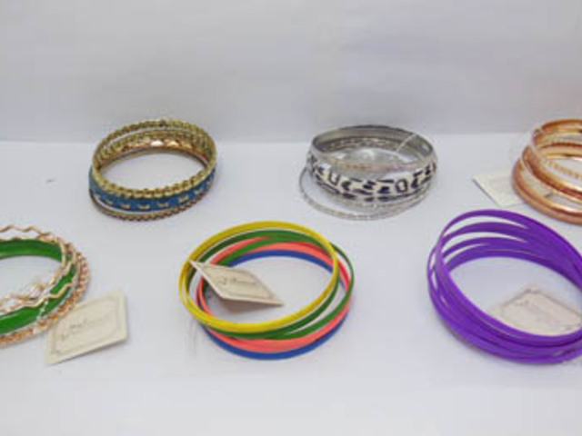 12Pcs New Metal Bangles Bracelets Assorted - Click Image to Close