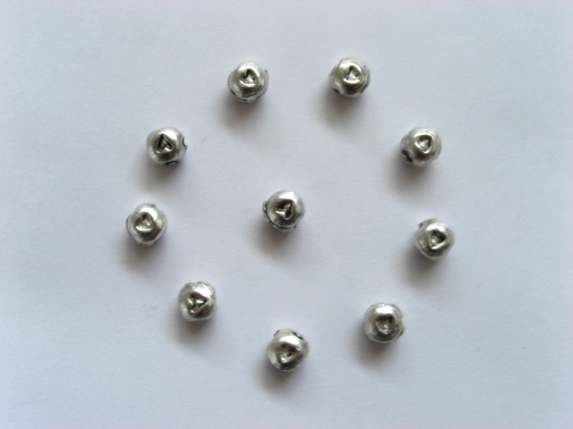 500 Alloy Carved Heart Round Metal Beads 5mm Spacer - Click Image to Close