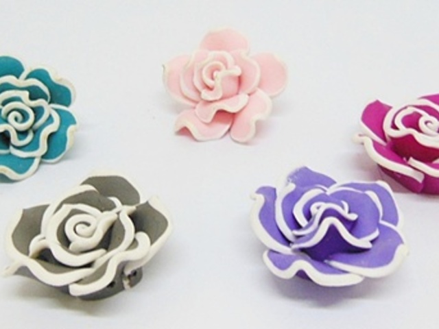 50 Colorful Blooming Rose Clay Beads Mixed - Click Image to Close