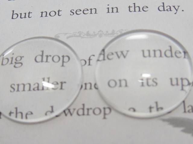 200Pcs Clear Round Glass Magnifying Cabochon Tiles 16mm Beads - Click Image to Close