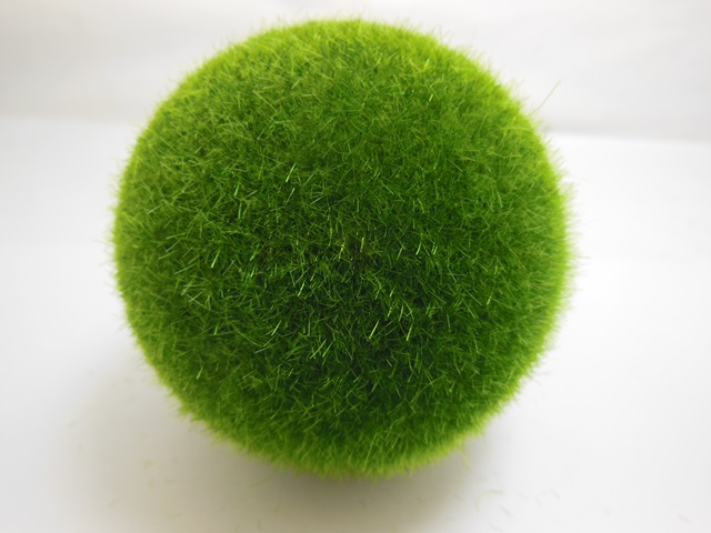 10 Green Artificial Foam Moss Ball D??cor 80mm Dia. - Click Image to Close