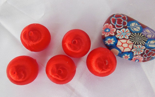 190 pcs New Red Ball for Decoration Craft - Click Image to Close