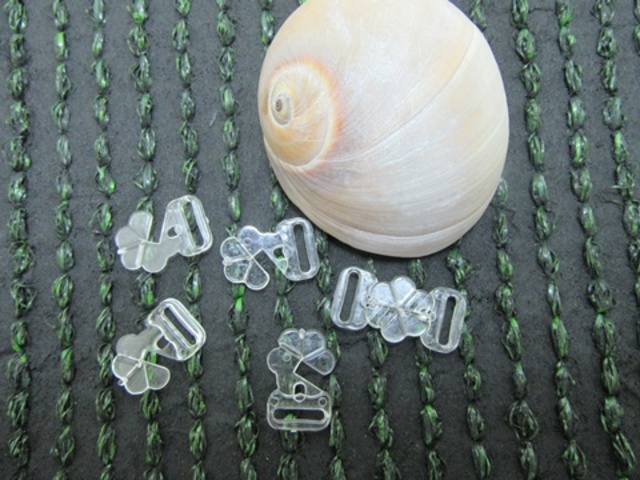 100Sets(200Pcs) Clear Plastic Bikini Bra Clips 15mm - Click Image to Close