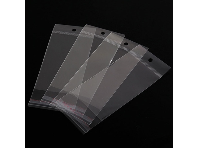 900 Clear Self-Adhesive Seal Plastic Bags 31.5x6.8cm 900 Clear Self-Adhesive Seal Plastic Bags 31.5x6.8cm