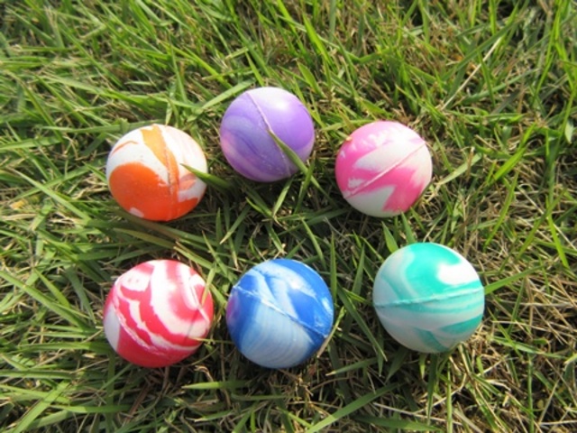 100 Bouncing Balls 20mm Dia. Mixed Colour