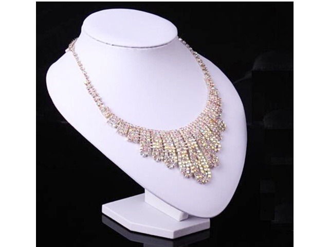 1X White Leatherette Necklace Display Bust Stand 18cm High - Click Image to Close