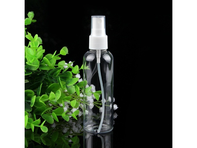 12X Transparent Barber Comestic Spray Bottle 100ml - Click Image to Close