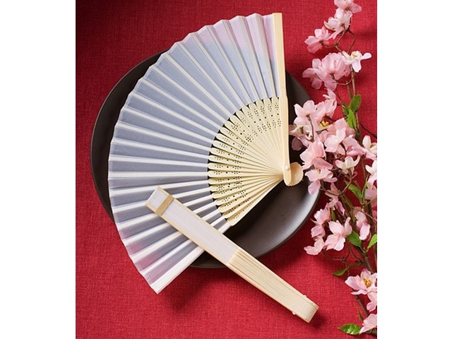 12Pcs New Plain White Cloth Folding Hand Fans Wedding Favor
