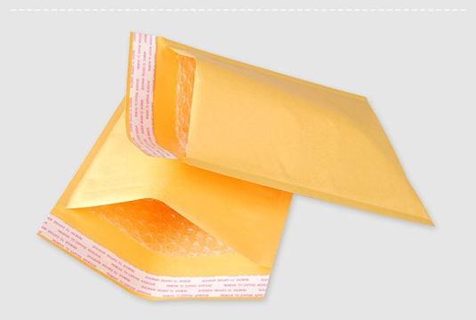100 Self Seal Post Bubble Mailer Envelope Bag 170x110mm - Click Image to Close