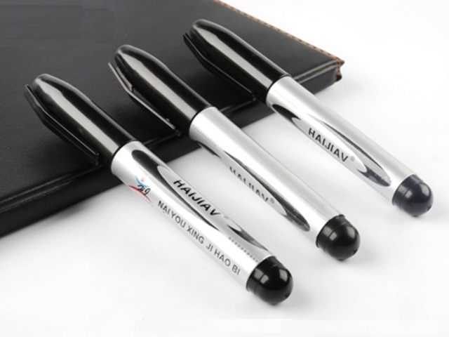 100 Brilliant Black Permanent Marker/Senior Mark pens