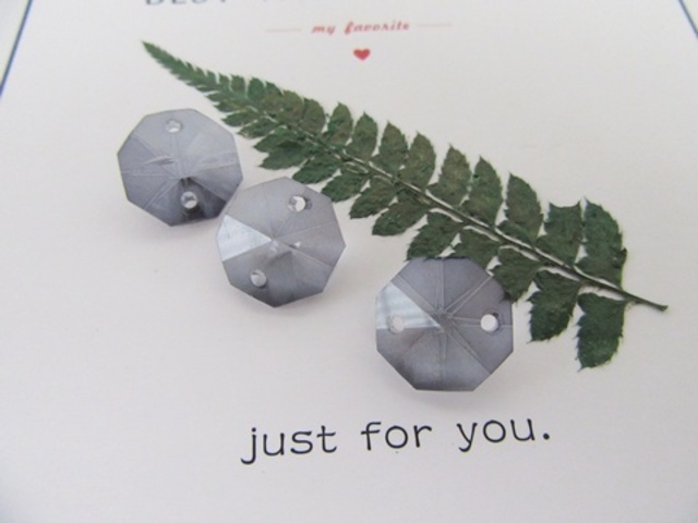 100 Grey Crystal Faceted Double-Hole Suncatcher Beads 14mm 100 Grey Crystal Faceted Double-Hole Suncatcher Beads 14mm