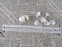 12Bags x 6Sets White Plastic Balloon Sticks & Roll Ribbon 12Bags x 6Sets White Plastic Balloon Sticks & Roll Ribbon