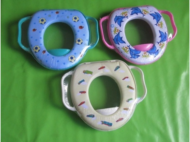 1X Safty Soft Toilet Seat Potty with Handles For Boys - Click Image to Close