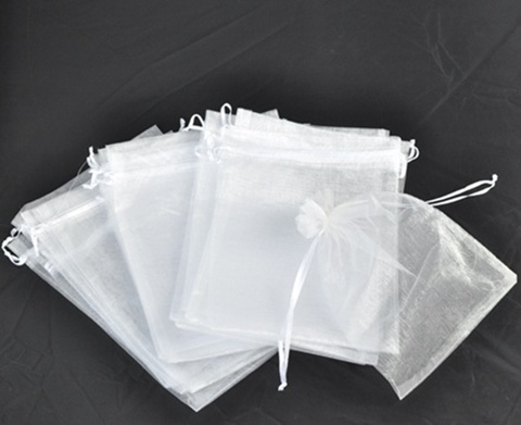 98 White Drawstring Jewelry Gift Pouches 23x17cm - Click Image to Close