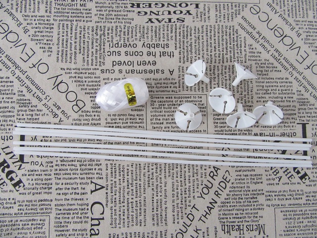 12Bags x 6Sets White Plastic Balloon Sticks & Roll Ribbon 12Bags x 6Sets White Plastic Balloon Sticks & Roll Ribbon