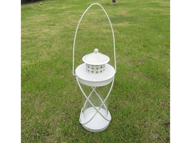 1X White Metal Candle Lantern Wedding Decoration 21.5cm High