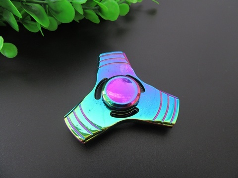 1X 3D Fingertip Fidget Hand Tri-Spinner Anti Stess Toy toy-m88 - Click Image to Close