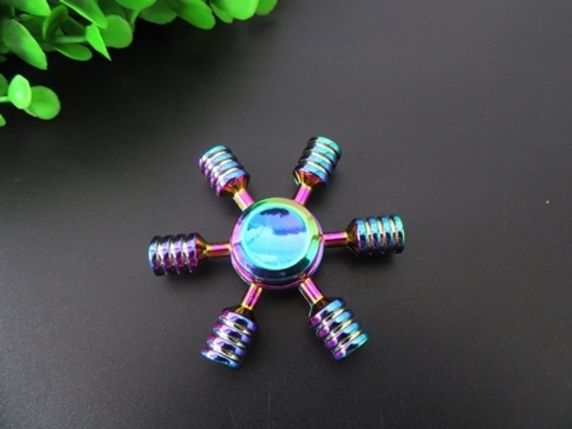 1X 3D Fingertip Fidget Hand Spinner Anti Stess Toy - 6 Hammer - Click Image to Close