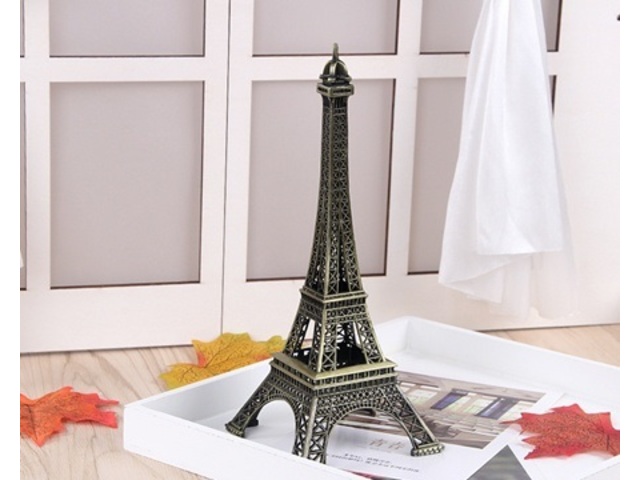 1X Eiffel Tower Miniature Model Decoration 25cm high - Click Image to Close