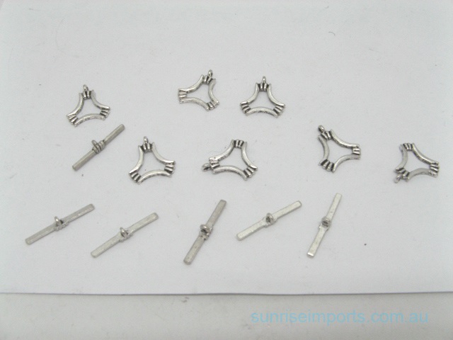 100Sets Antique Silver Jewelry Finding Toggle Clasps 18x20mm - Click Image to Close