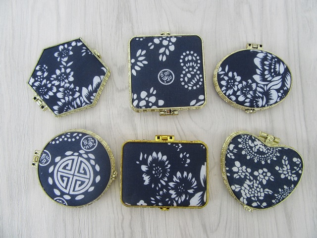 24 Blue Silk Cover Make-up Pocket Mirrors Assorted - Click Image to Close