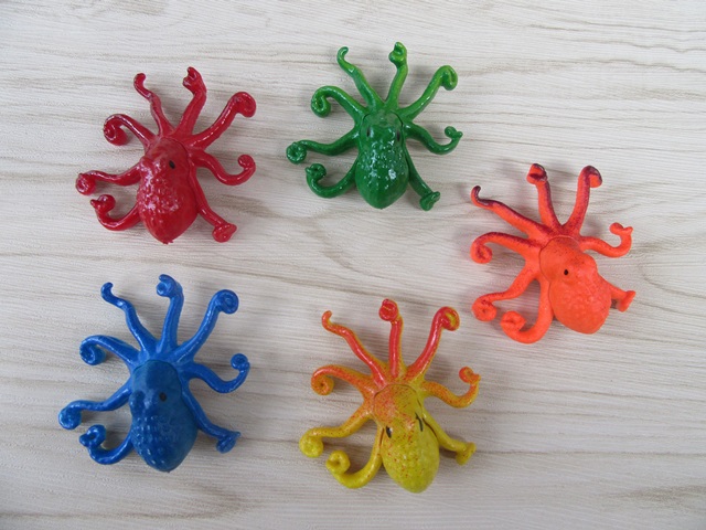 30 Growing Pet Hatching Octopus Kids Toy Mixed Color - Click Image to Close
