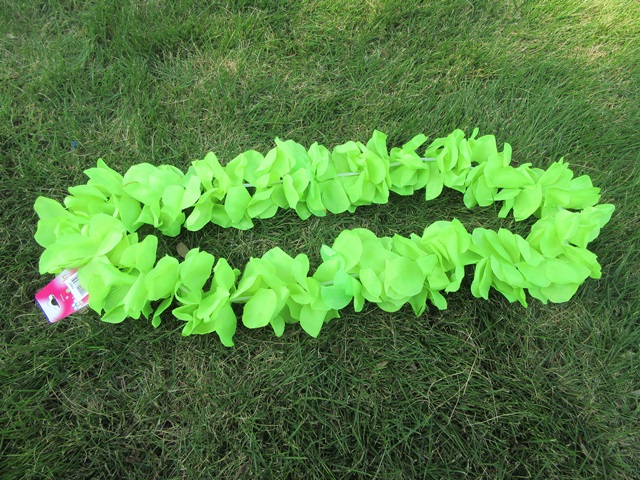 12Pcs Green Hawaiian Dress Party Flower Leis/Lei 62cm long - Click Image to Close