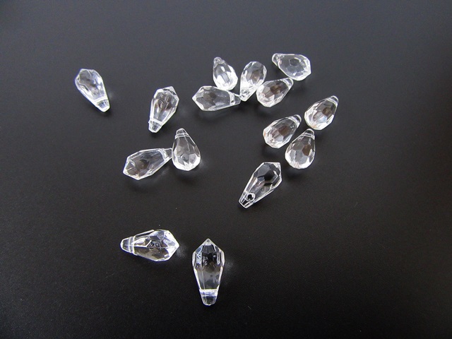 (image for) 1000 Top Drilled Faceted Teardrop Acrylic Beads 16x8mm