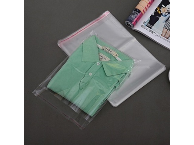 500 Clear Self-Adhesive Seal Plastic Bags 42x32cm 500 Clear Self-Adhesive Seal Plastic Bags 42x32cm