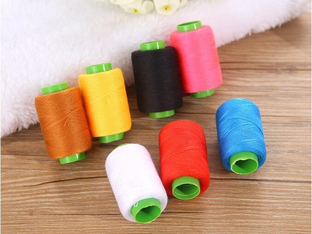 10Sets 7 Color Thread + 16 Needles Craft Kits 10Sets 7 Color Thread + 16 Needles Craft Kits