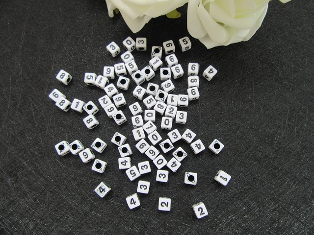 1800 White & Black Numbers Cube Beads 7x7mm - Click Image to Close